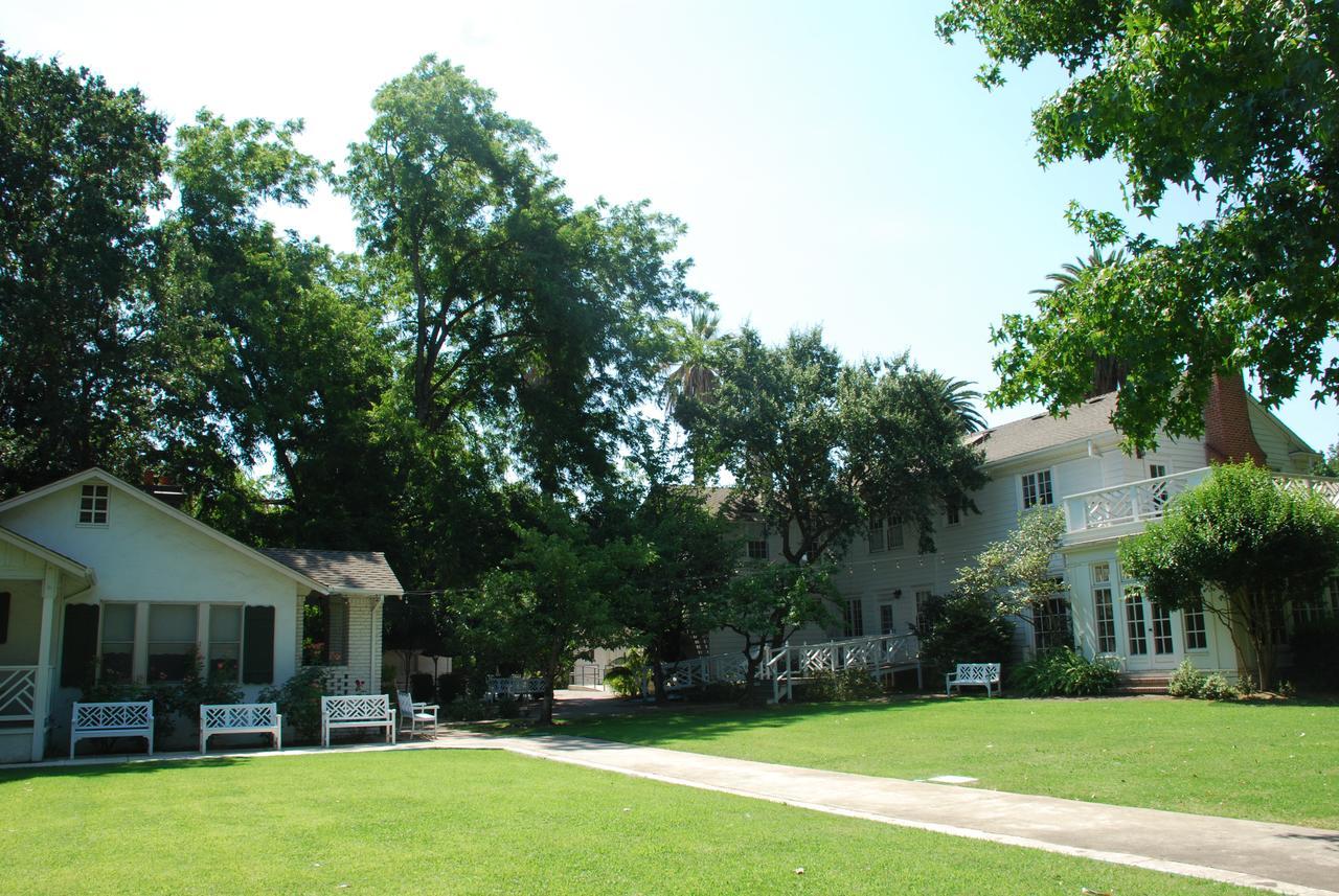 Bear Creek Inn Merced Exterior foto